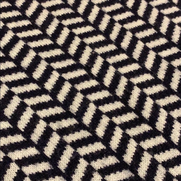 J Crew Italian Cashmere Top - Picture 2 of 7